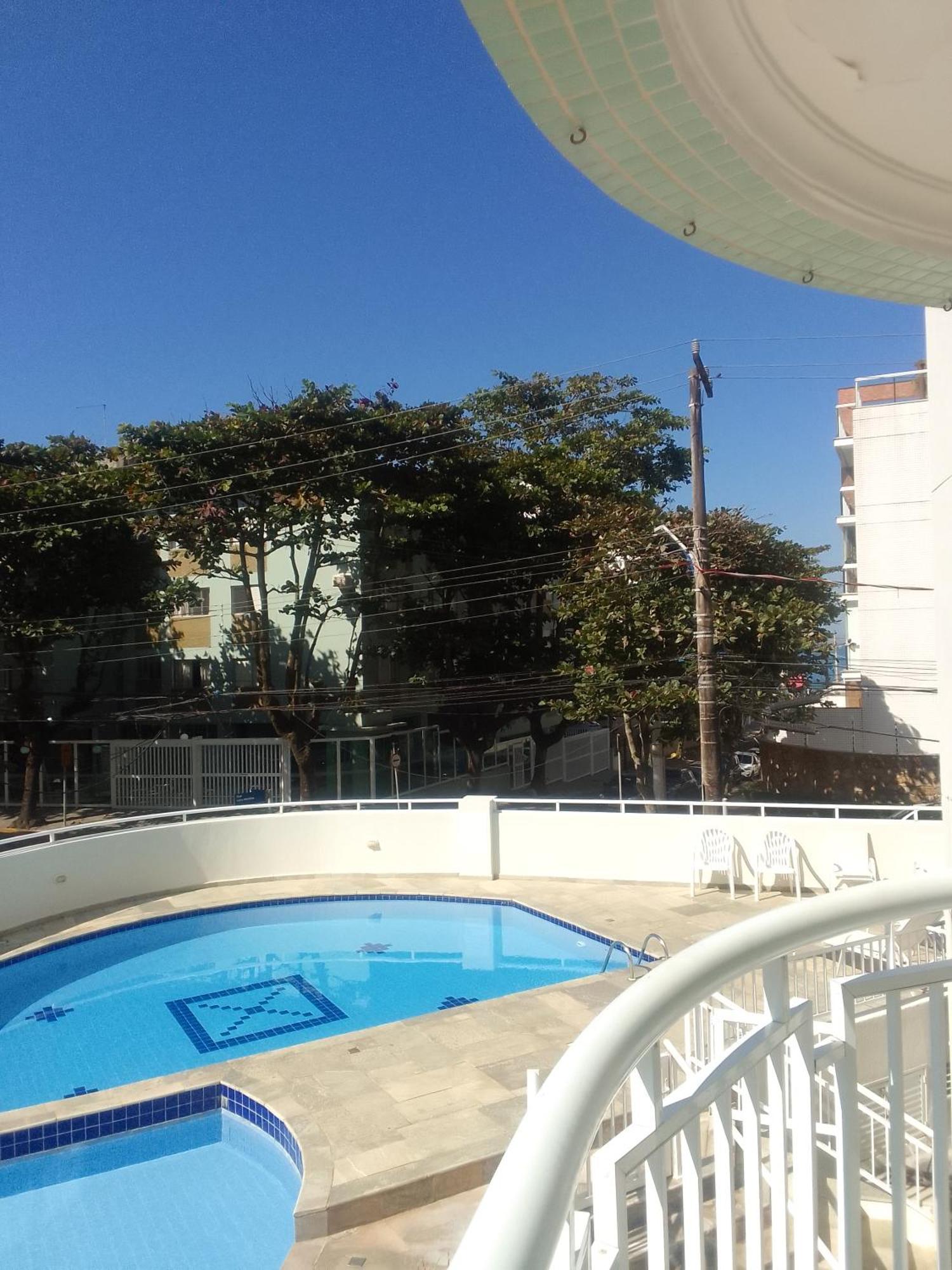 Apto No Tombo Guaruja
